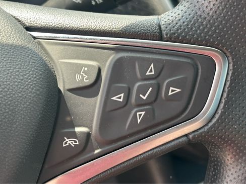 Used 2025 Chevrolet Malibu LT FWD image 17