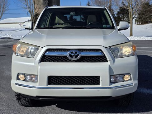 Used 2012 Toyota 4Runner SR5 w/ Convenience Pkg image 3