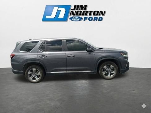 Used 2024 Honda Pilot EX-L image 11