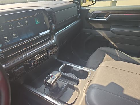 Used 2023 Chevrolet Silverado 1500 RST w/ Z71 Off-Road Package AWD/4WD image 21