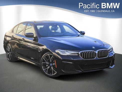Certified 2023 BMW 530e w/ M Sport Package RWD image 1