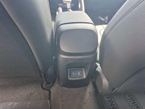 New 2026 Hyundai Elantra SEL Sport FWD image 14