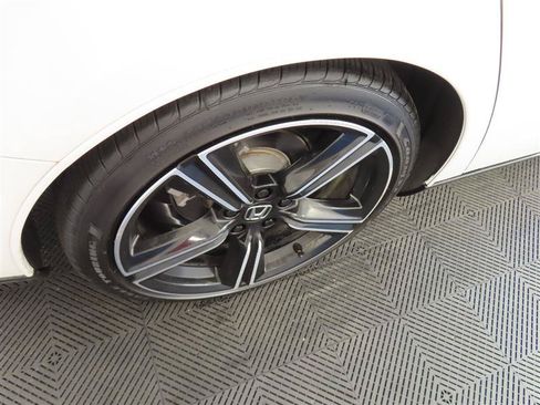 Used 2025 Honda Accord Sport image 34