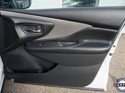 Used 2023 Nissan Murano SV image 24