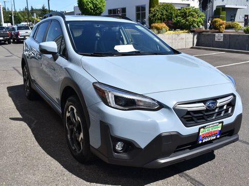 Used 2021 Subaru Crosstrek 2.5i Limited w/ Moonroof Package 2 AWD/4WD image 3