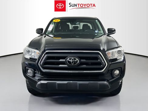 Used 2022 Toyota Tacoma SR5 w/ Technology Package RWD image 10