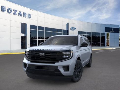 New 2026 Ford Expedition Max Platinum w/ Stealth Appearance Package AWD/4WD image 3