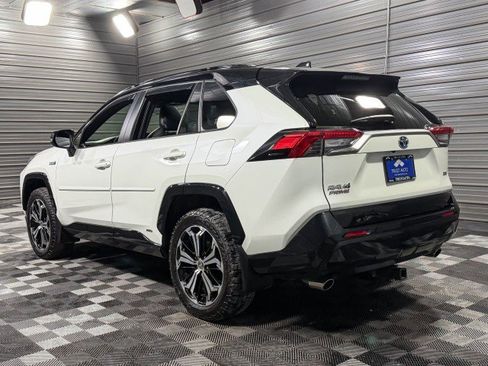 Used 2021 Toyota RAV4 XSE w/ Weather Package image 7