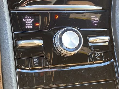 New 2025 Jeep Grand Cherokee L Summit w/ Advanced Protech Group IV image 41