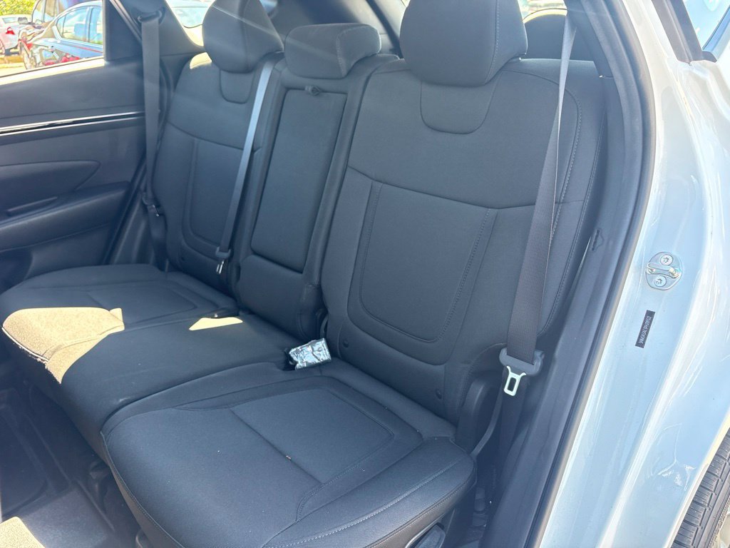 Used 2023 Hyundai Tucson SE FWD image 12