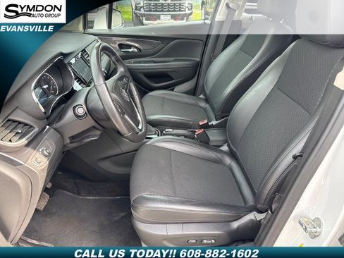 Used 2022 Buick Encore Preferred w/ Safety Package image 7