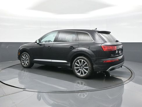 Used 2017 Audi Q7 3.0T Premium Plus w/ Premium Plus Package AWD/4WD image 5