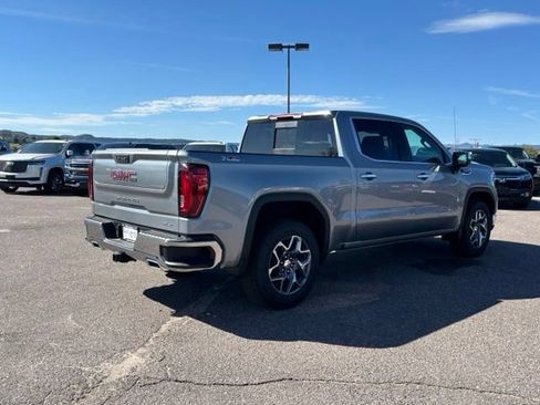 New 2026 GMC Sierra 1500 SLT AWD/4WD image 5