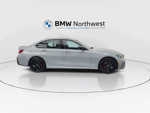 New 2026 BMW 330i xDrive Sedan w/ M Sport Package AWD/4WD image 5