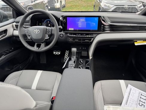 New 2026 Toyota Camry SE image 8
