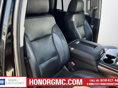 Used 2018 GMC Yukon SLT AWD/4WD image 26
