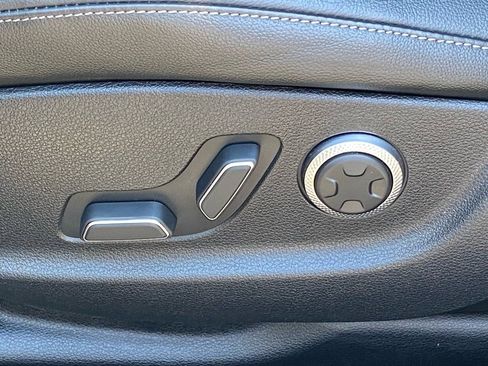 Used 2022 Genesis G80 2.5T w/ Advanced Package image 14