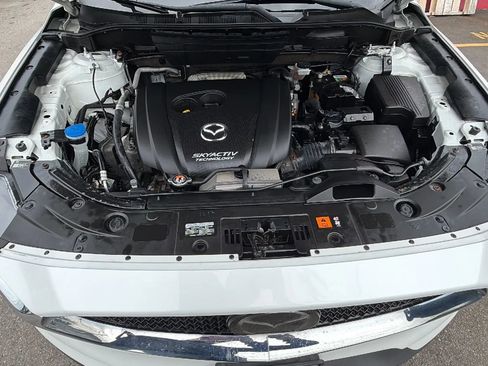 Used 2018 MAZDA CX-5 Touring w/ Preferred Equipment Package AWD/4WD image 24