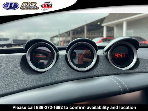 Used 2017 Nissan 370Z Touring image 16