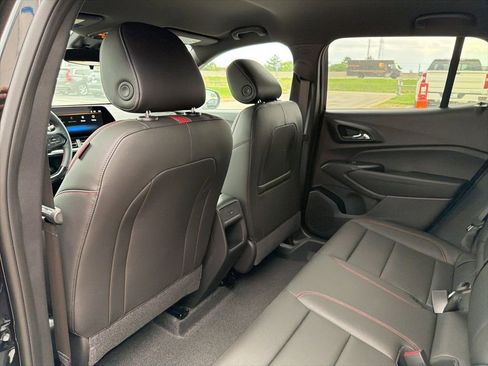 New 2026 Chevrolet Trax RS FWD image 13