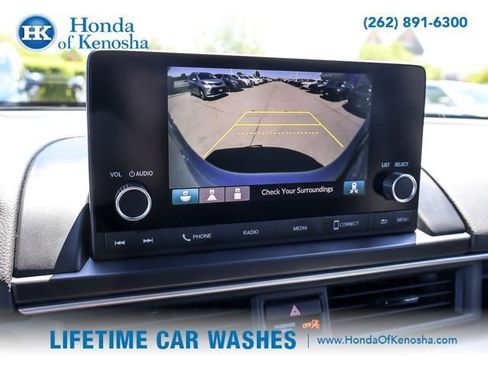 Certified 2025 Honda Pilot Sport image 17