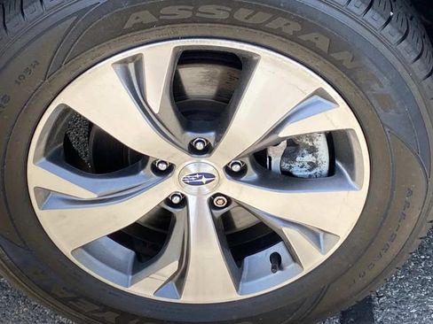 Used 2022 Subaru Ascent Premium w/ Convenience Package AWD/4WD image 26