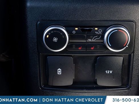 Used 2020 Ford Explorer XLT w/ Equipment Group 202A RWD image 18