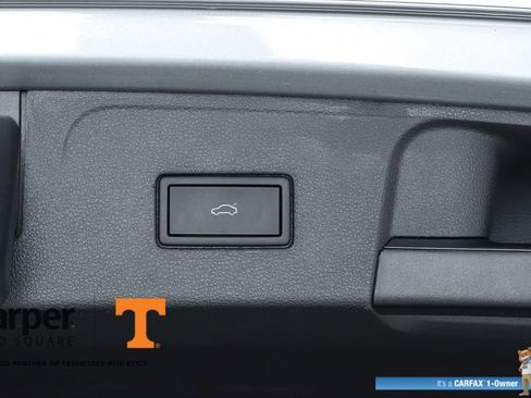Used 2023 Volkswagen Atlas SEL R-Line AWD/4WD image 30