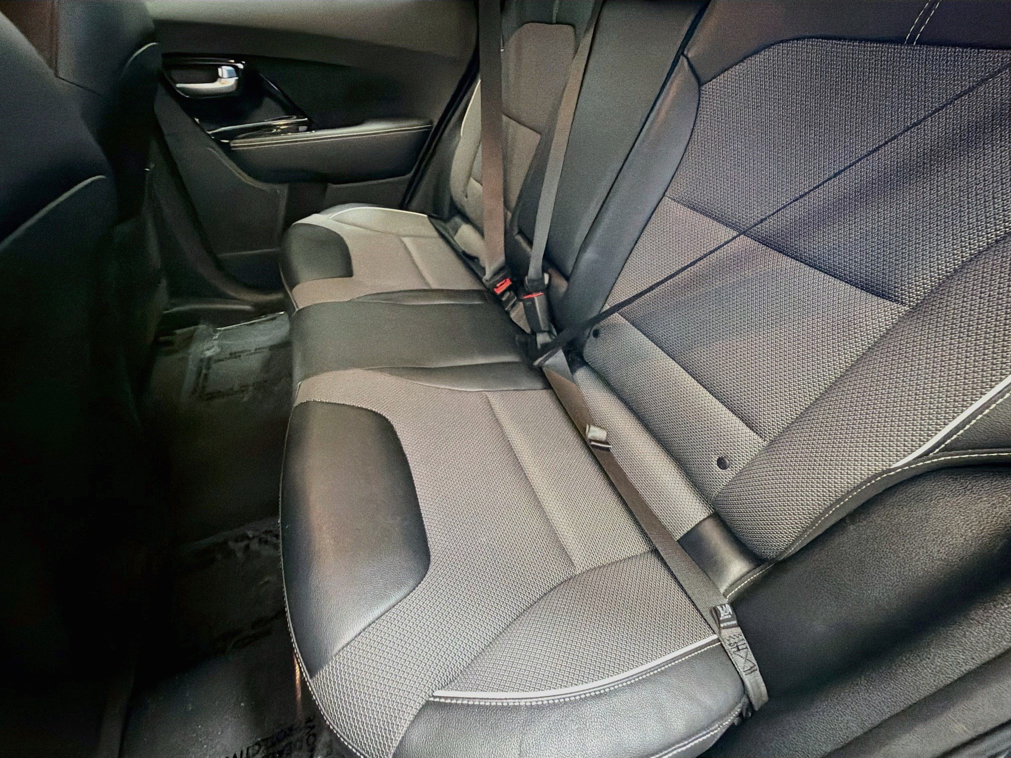 Used 2022 Kia Niro EX FWD image 13