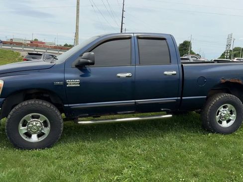 Used 2007 Dodge Ram 2500 Truck SLT w/ Quad Cab Big Horn Value Group AWD/4WD image 3