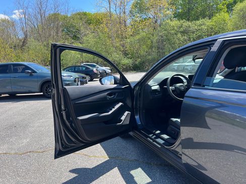 Used 2024 Honda Accord EX image 16