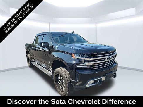 Used 2019 Chevrolet Silverado 1500 High Country w/ High Country Premium Package AWD/4WD image 1
