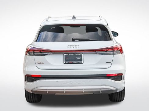 Certified 2024 Audi Q4 e-tron Premium image 6