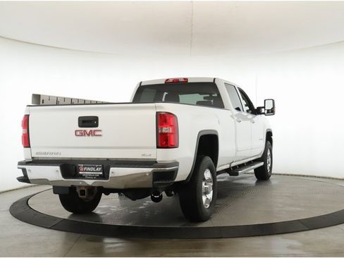 Used 2016 GMC Sierra 3500 SLE w/ SLE Preferred Package image 7