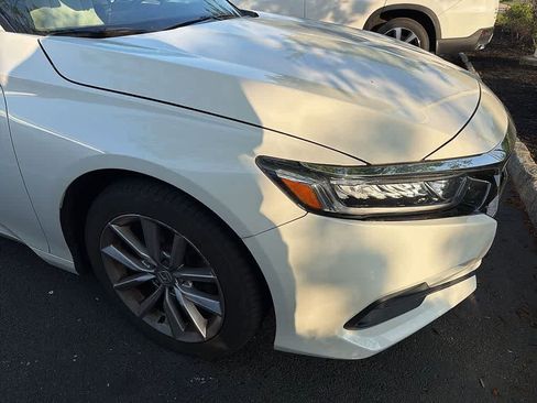 Used 2021 Honda Accord LX image 4