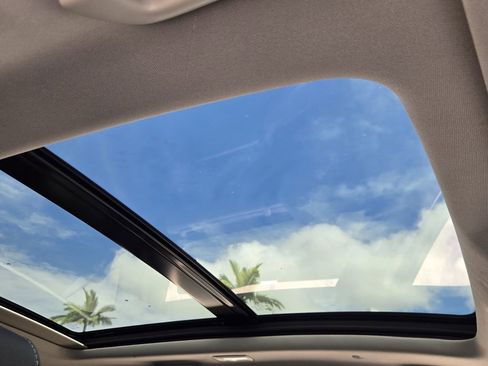 Used 2023 Acura MDX FWD w/ Technology Package image 17