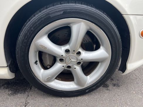 Used 2005 Mercedes-Benz C 230 Sedan image 13