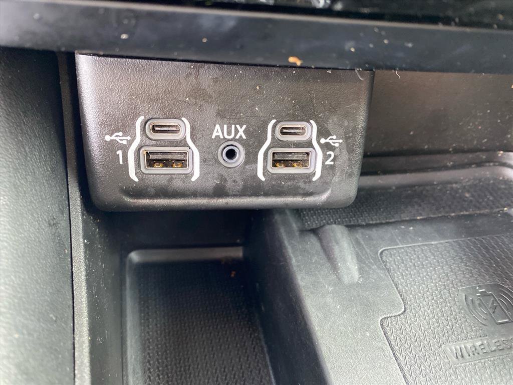 Used 2023 Dodge Durango GT AWD/4WD image 13