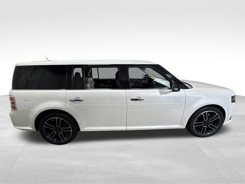 Used 2014 Ford Flex Limited w/ Equipment Group 303A AWD/4WD image 11