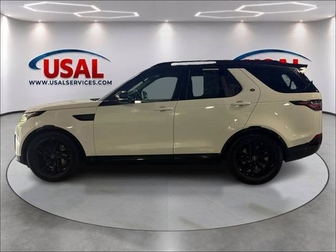 Used 2020 Land Rover Discovery Landmark AWD/4WD image 8