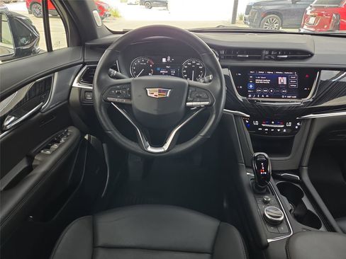 Used 2024 Cadillac XT6 Premium Luxury w/ LPO, Floor Liner Package AWD/4WD image 14