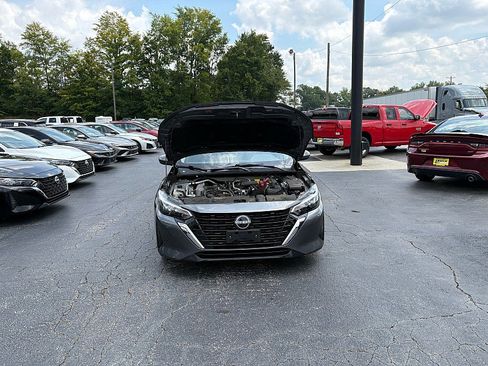 Used 2025 Nissan Sentra SV FWD image 13