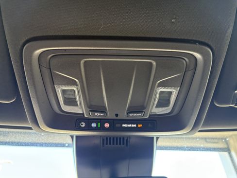 Used 2024 Chevrolet Silverado 2500 LT image 19