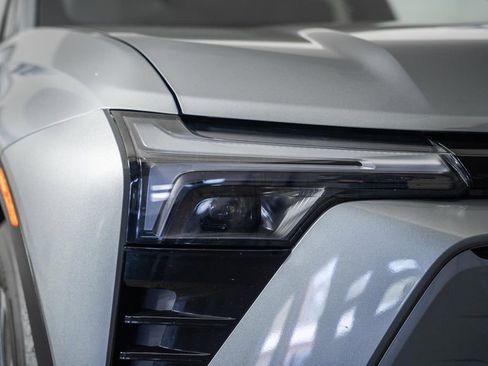 Used 2024 Chevrolet Blazer EV LT image 15