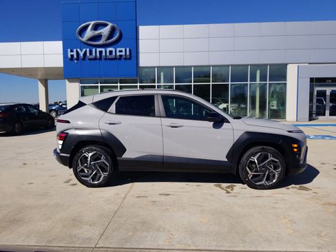 New 2026 Hyundai Kona SEL Premium image 8