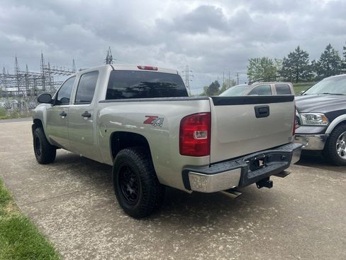 Used 2008 Chevrolet Silverado 1500 LT w/ Power Pack Plus AWD/4WD image 3