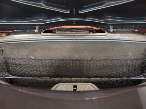 Used 2023 Chevrolet Corvette Stingray Preferred Conv w/ Z51 Performance Package RWD image 8