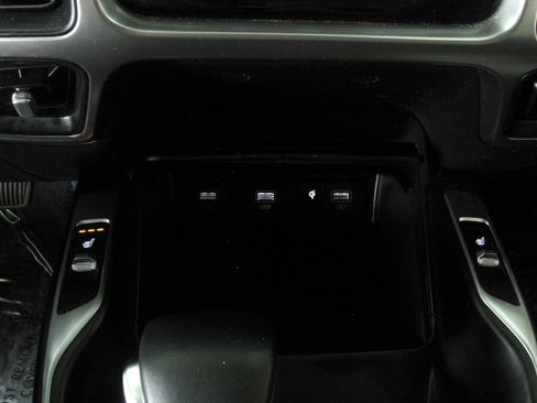 Used 2023 Kia Sorento X-Line EX image 16