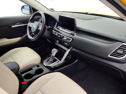 Used 2021 Kia Seltos SX AWD/4WD image 25