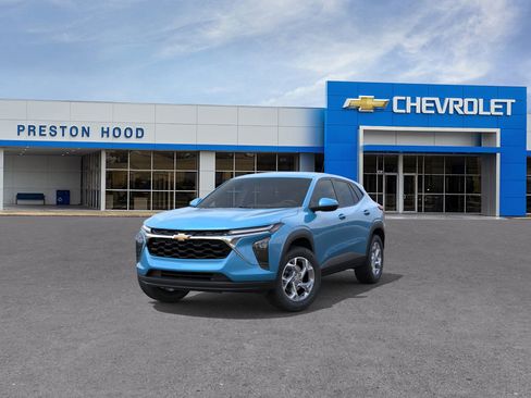 New 2026 Chevrolet Trax LS w/ LS Convenience Package image 8